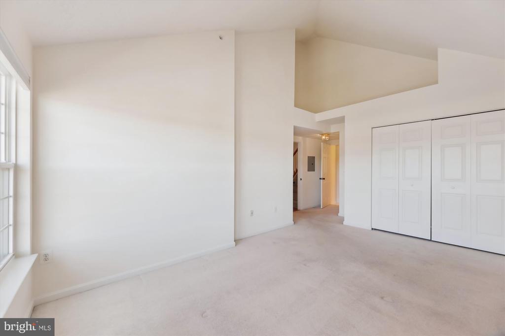 2700 Bellforest Ct #410