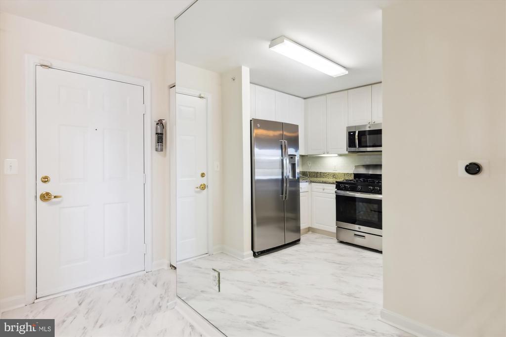 2700 Bellforest Ct #410