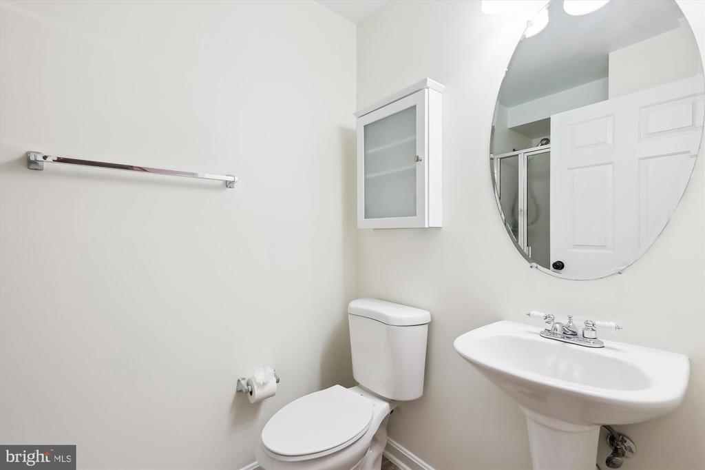 2700 Bellforest Ct #410