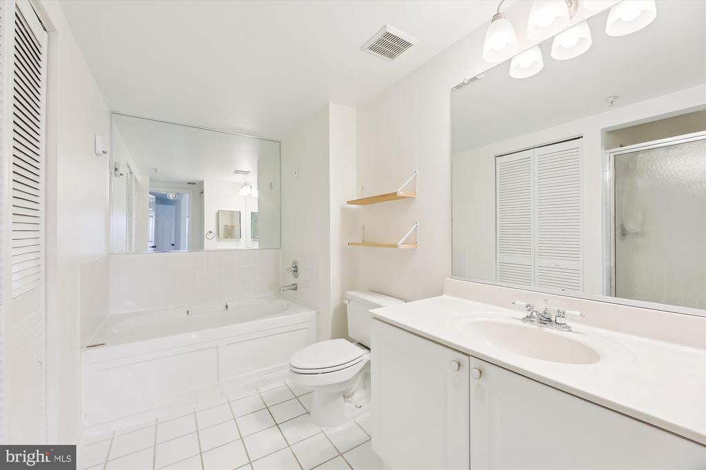 2700 Bellforest Ct #410
