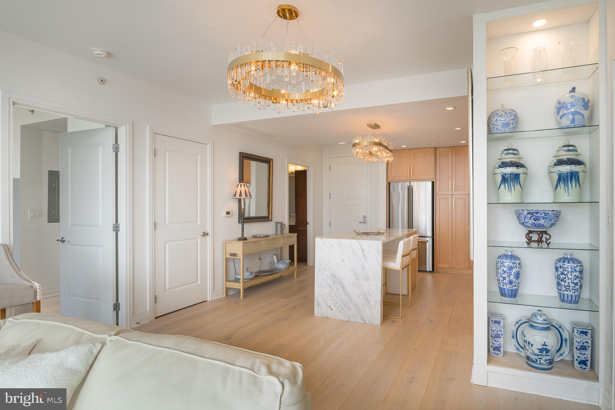 8220 Crestwood Heights Dr #1009