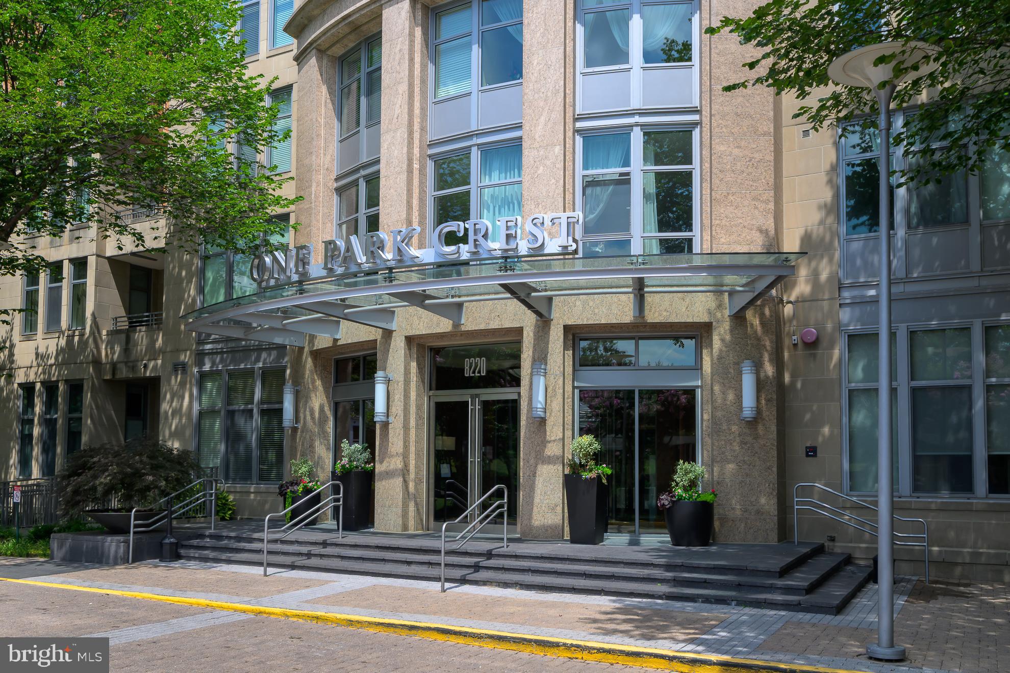 8220 Crestwood Heights Dr #1009