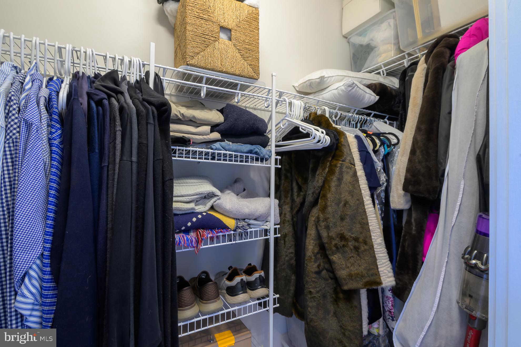 8220 Crestwood Heights Dr #1009