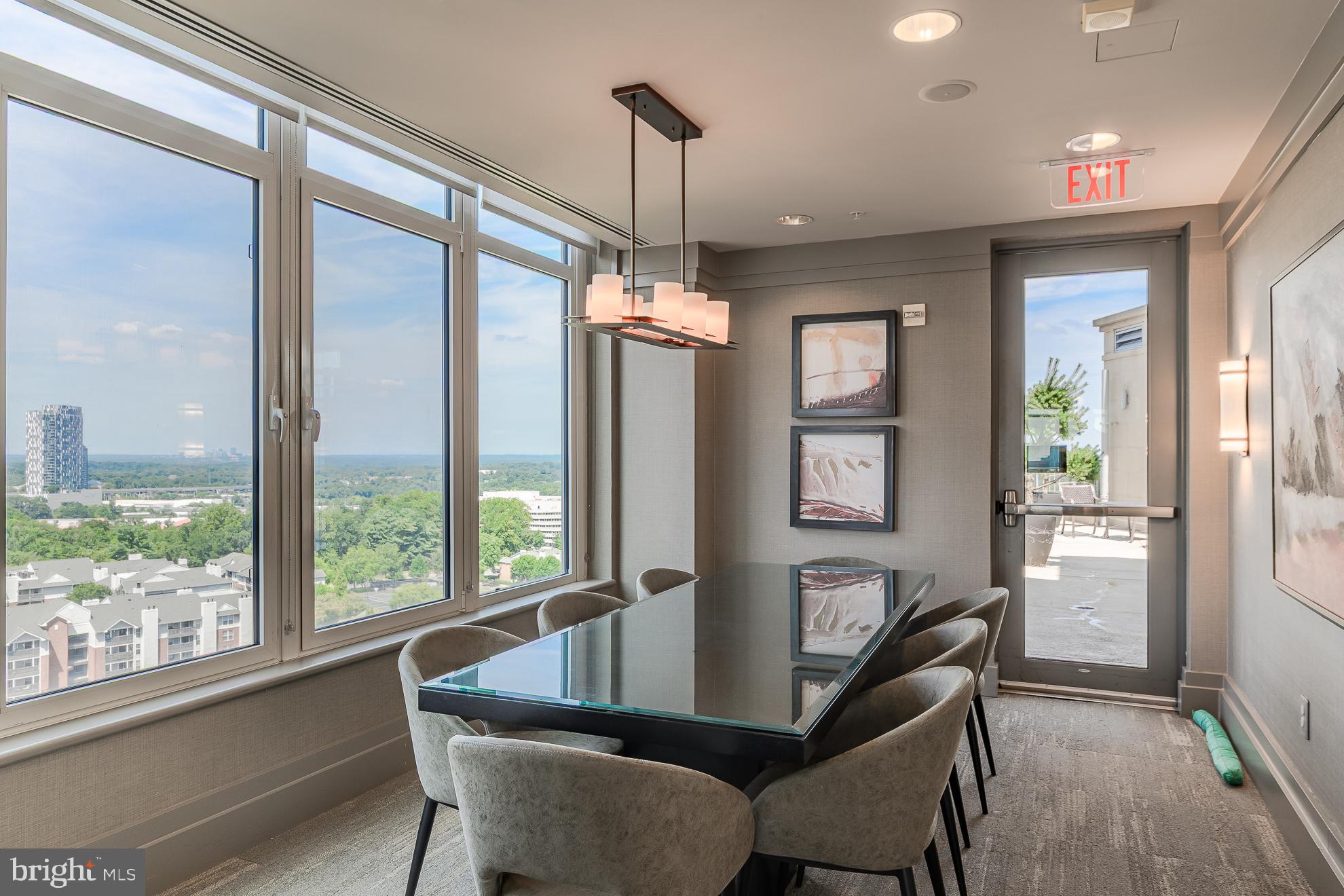 8220 Crestwood Heights Dr #1009