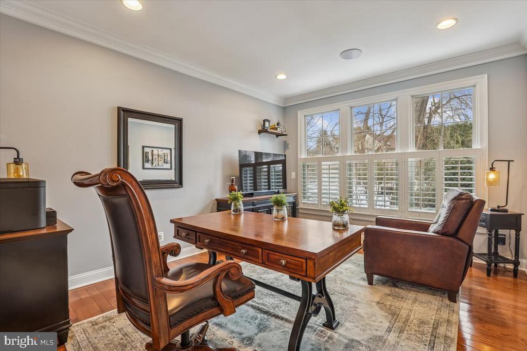 10321 LYNCH LANE