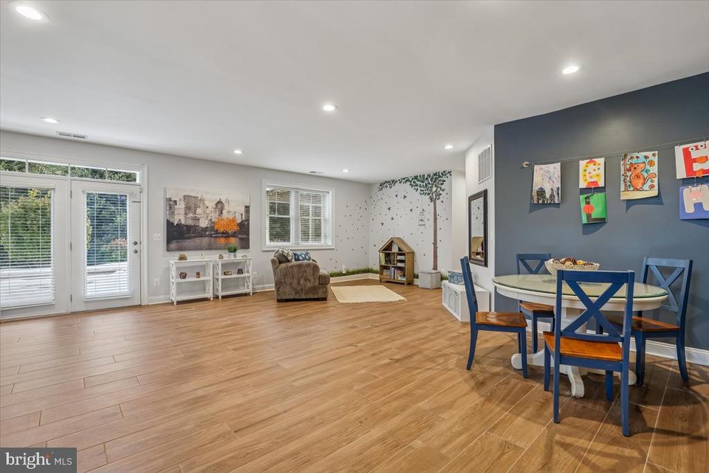 10321 LYNCH LANE