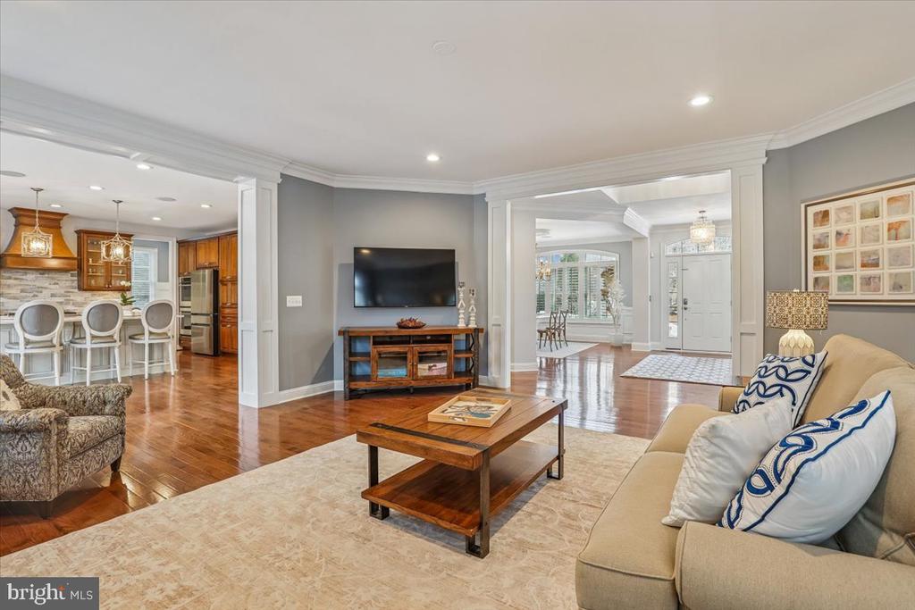 10321 LYNCH LANE