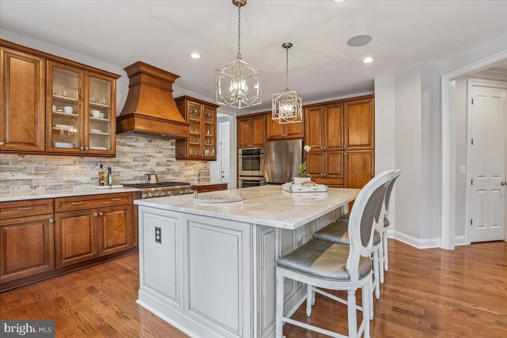 10321 LYNCH LANE