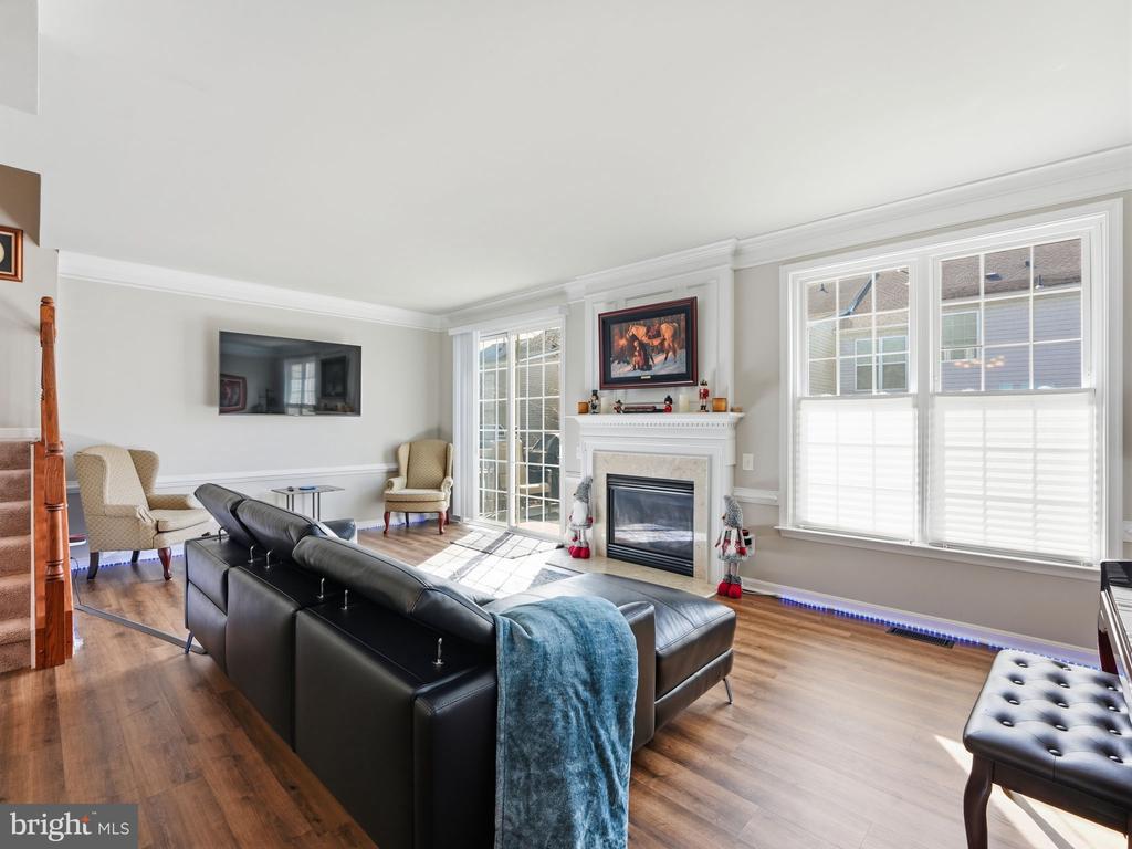 8239 RED CARNATION COURT