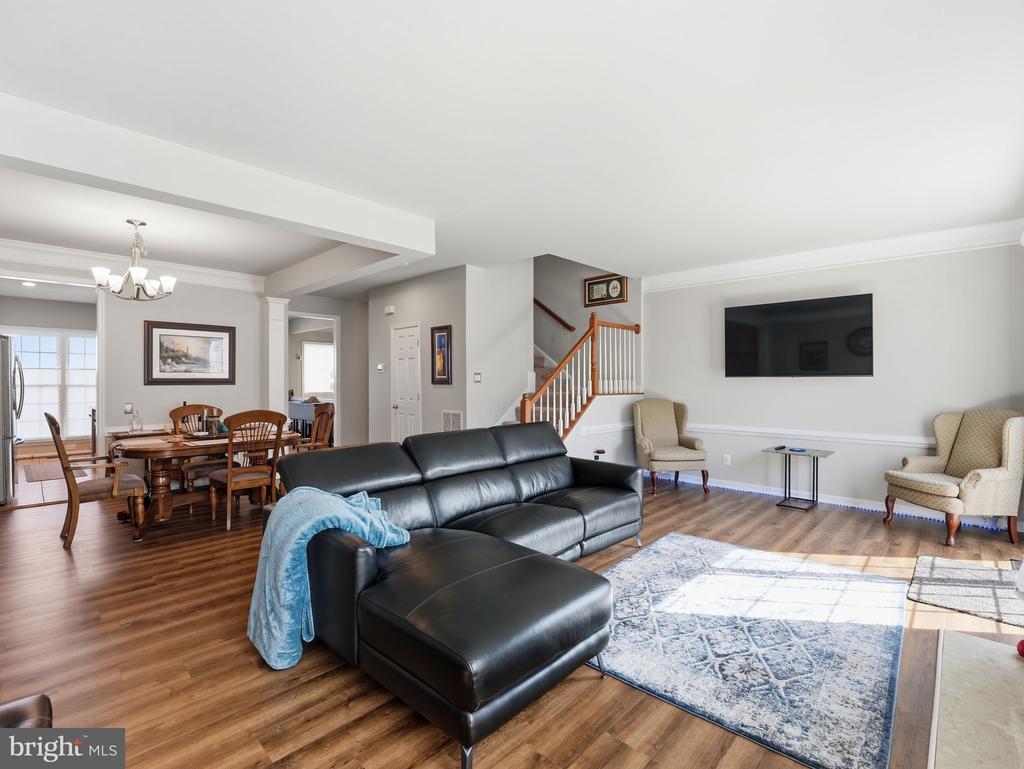 8239 RED CARNATION COURT