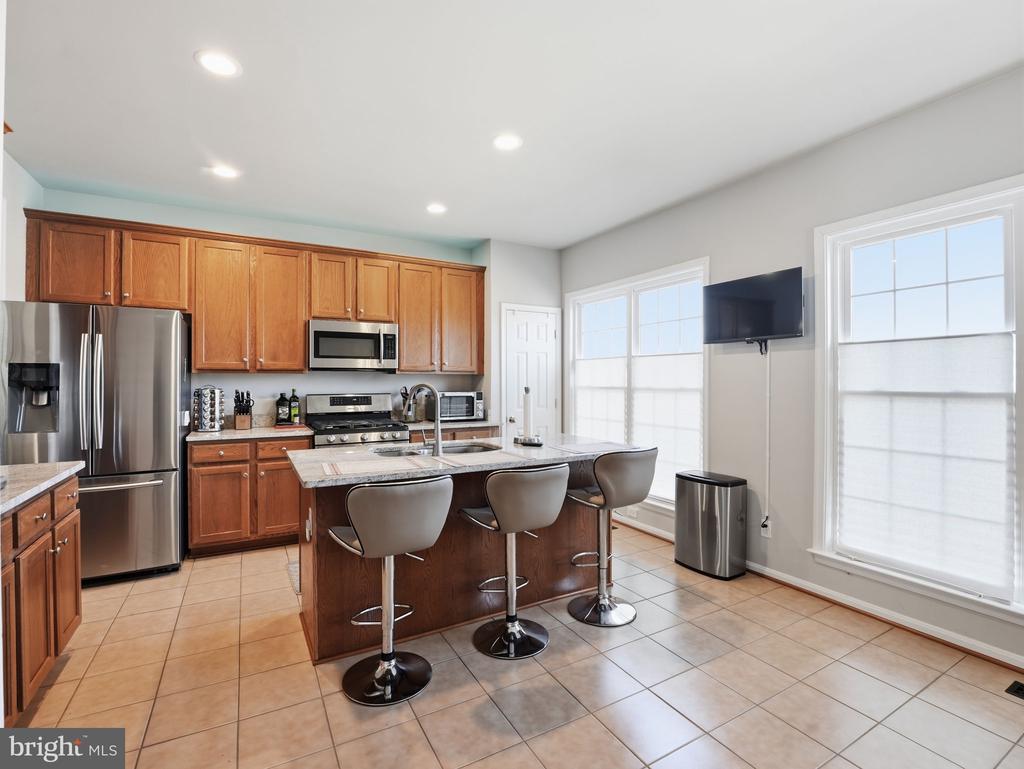 8239 RED CARNATION COURT