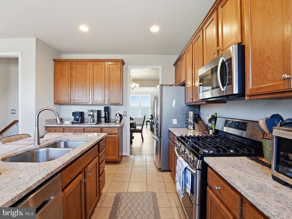8239 RED CARNATION COURT