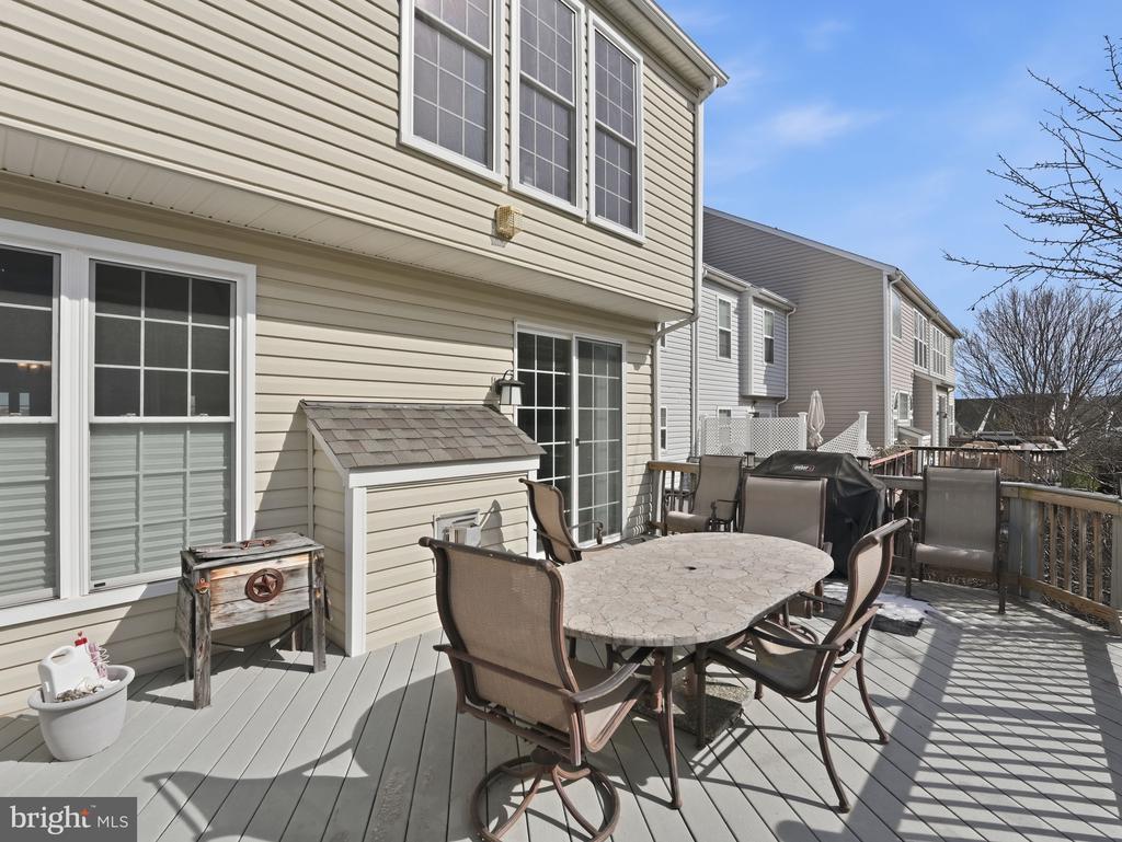 8239 RED CARNATION COURT