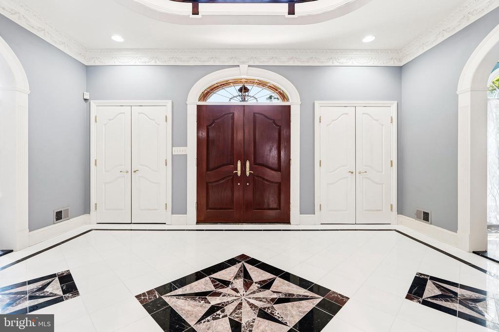 11102 PRINCE EDWARD COURT