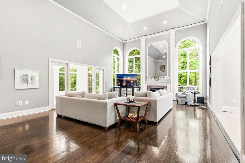 11102 PRINCE EDWARD COURT