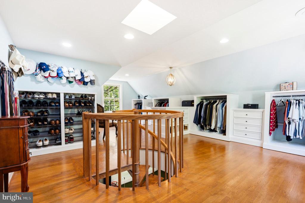 11102 PRINCE EDWARD COURT