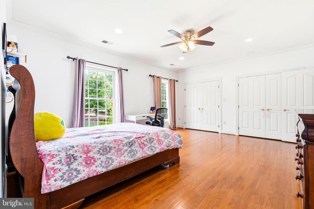 11102 PRINCE EDWARD COURT