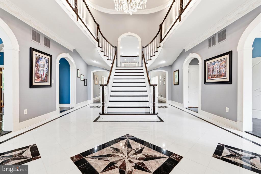 11102 PRINCE EDWARD COURT