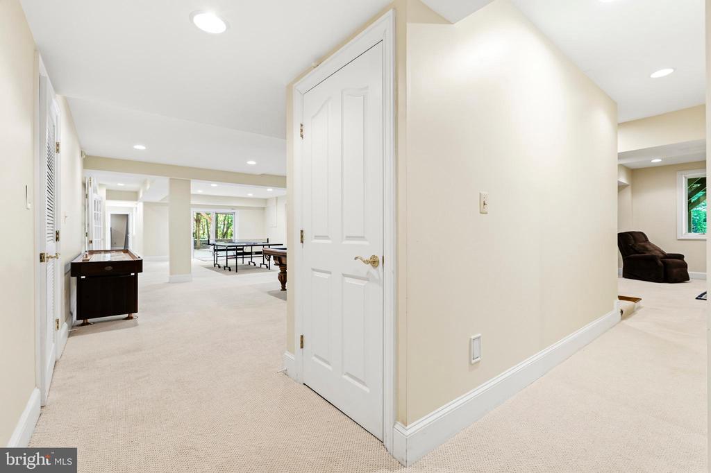 11102 PRINCE EDWARD COURT