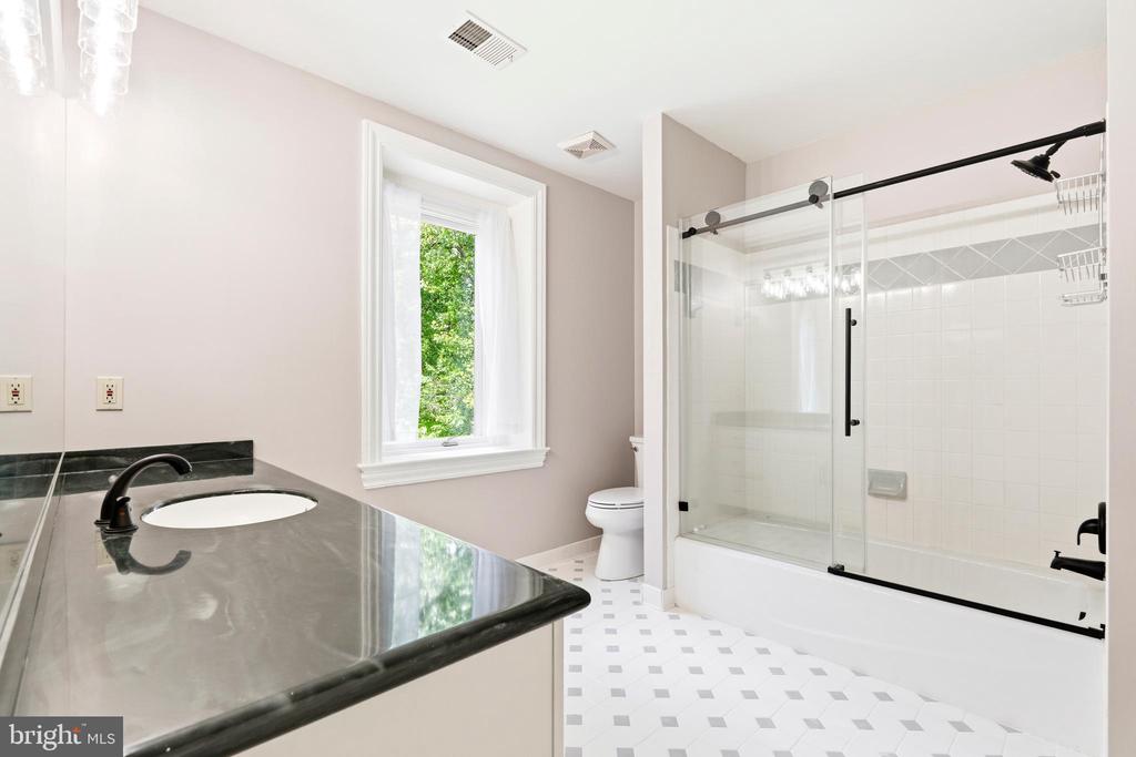 11102 PRINCE EDWARD COURT