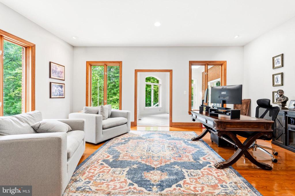 11102 PRINCE EDWARD COURT