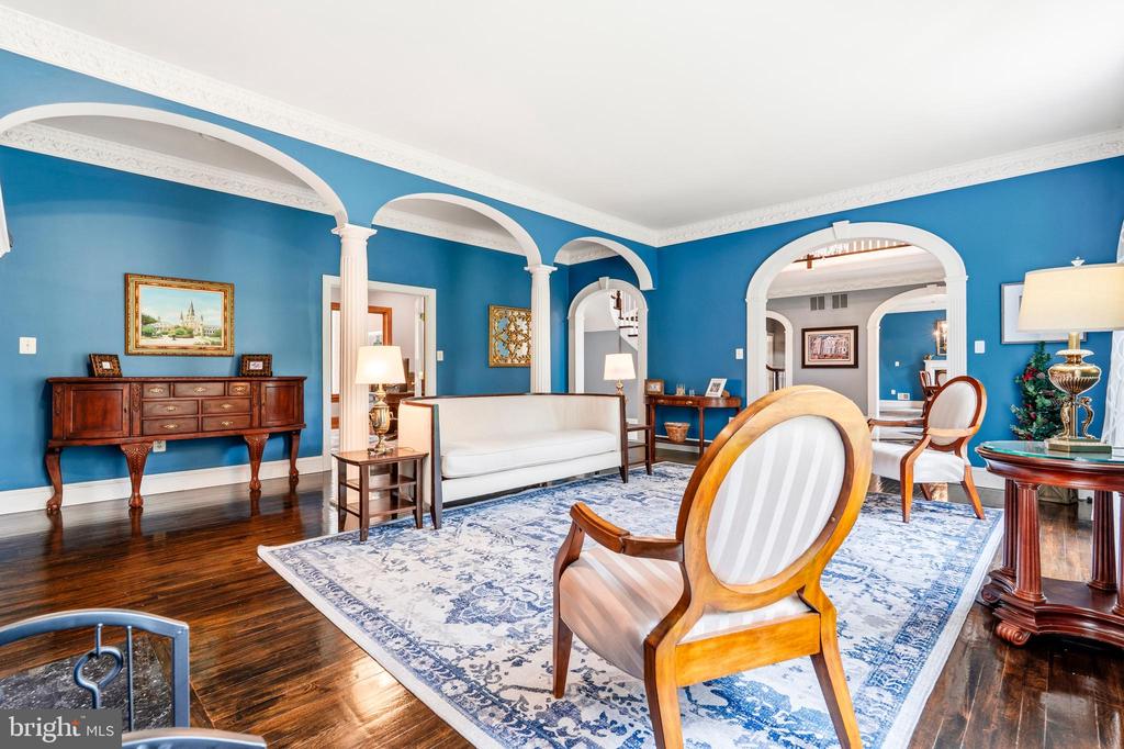 11102 PRINCE EDWARD COURT