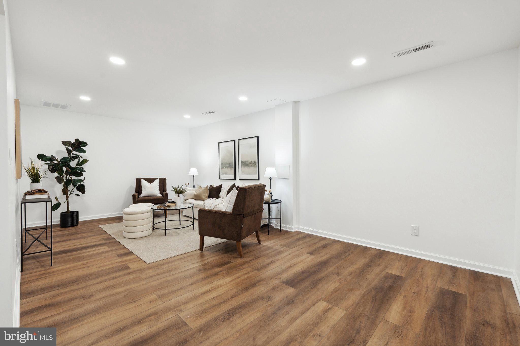316 Felsted Ct