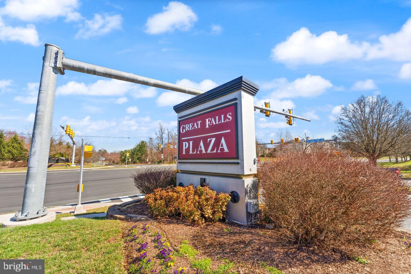 316 Felsted Ct