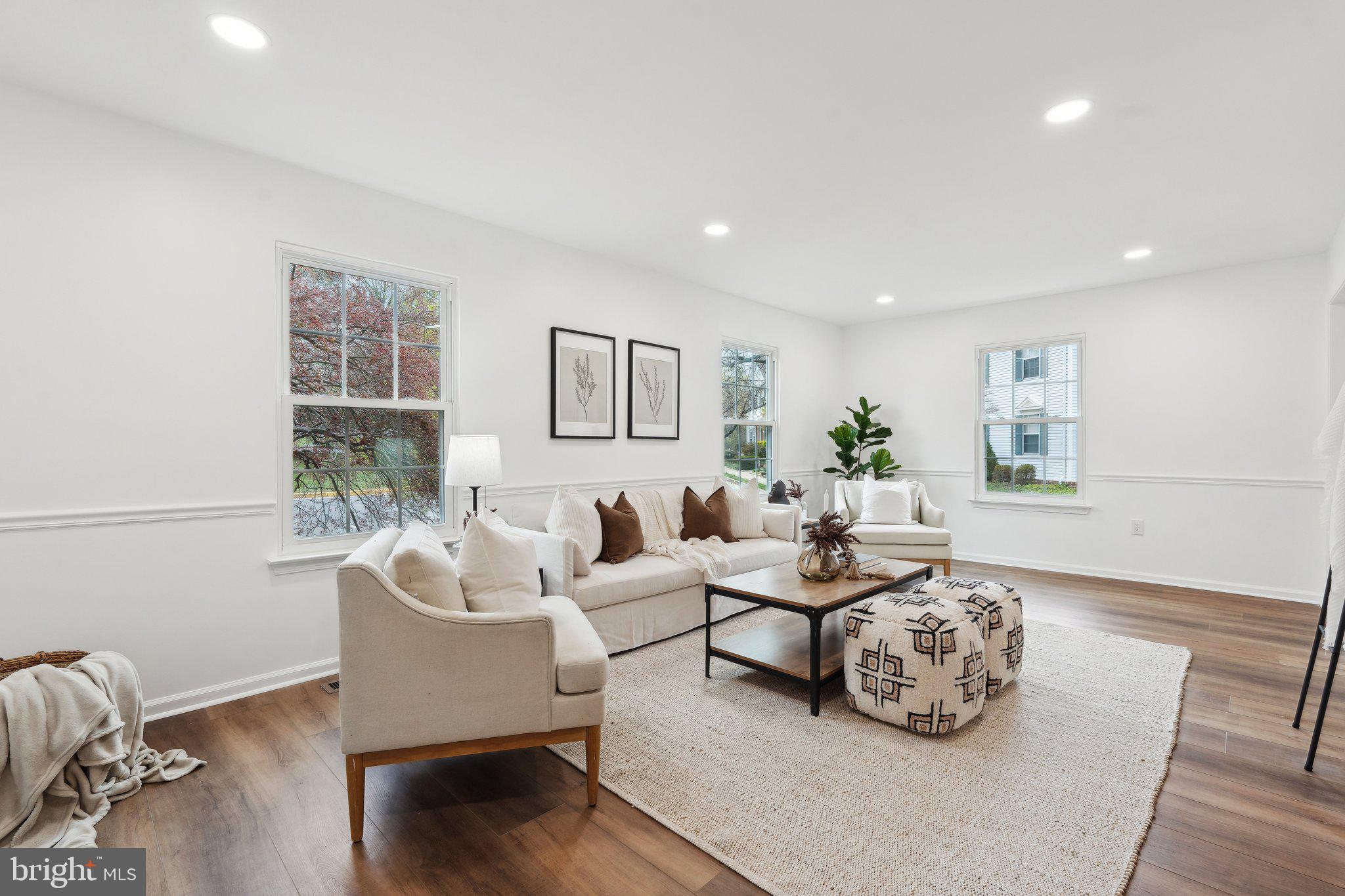 316 Felsted Ct
