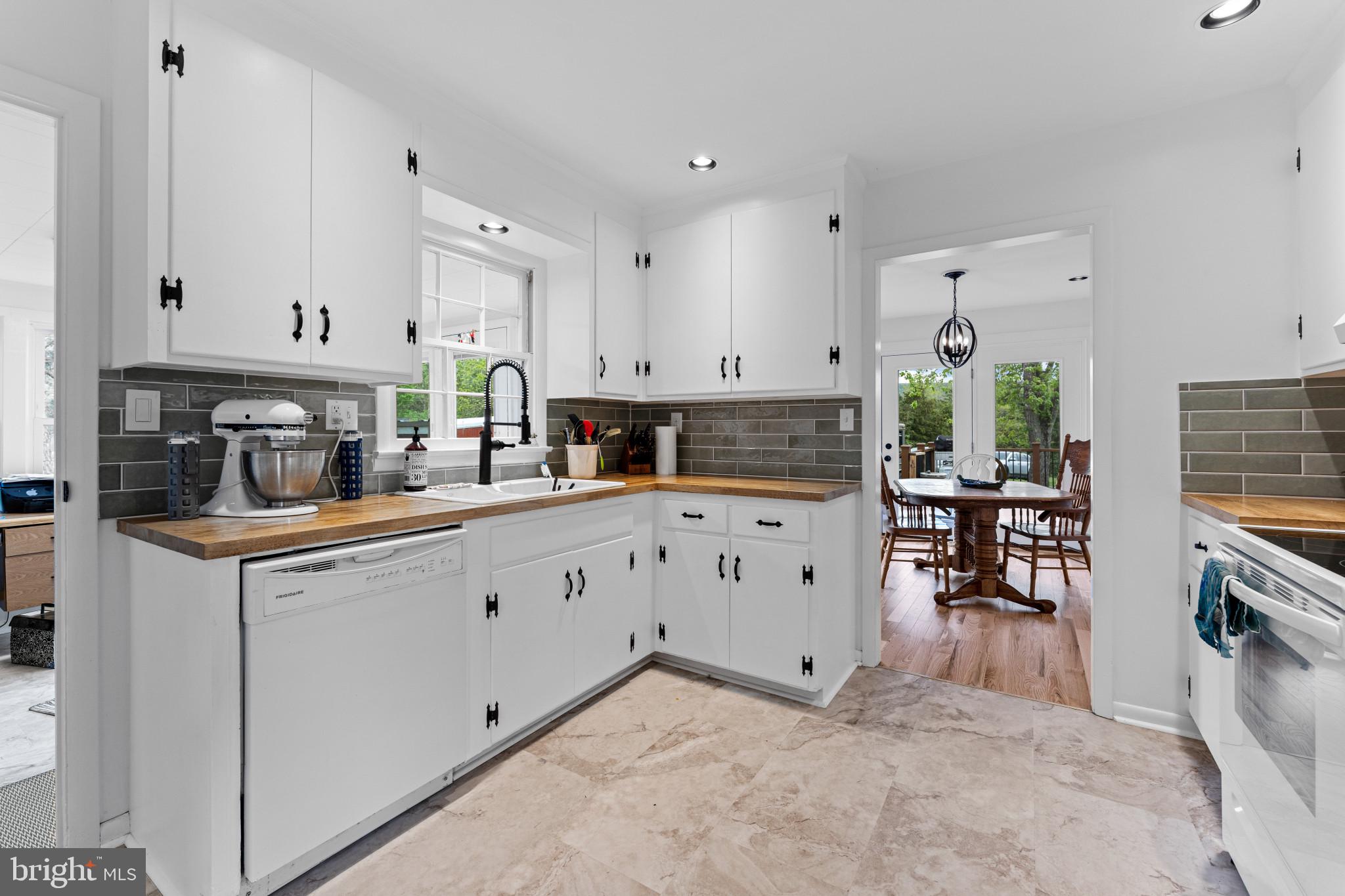 1775 BIXLERS FERRY ROAD