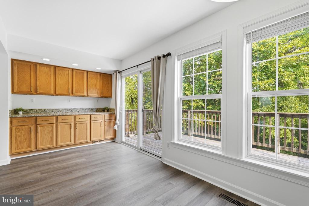 9041 FALCON GLEN COURT