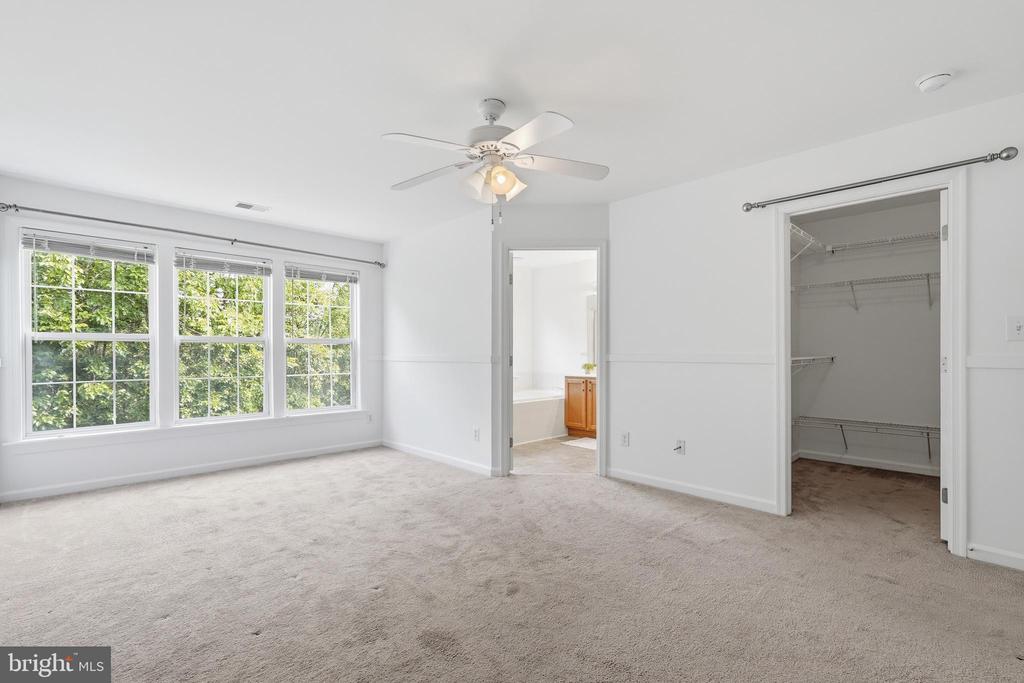 9041 FALCON GLEN COURT