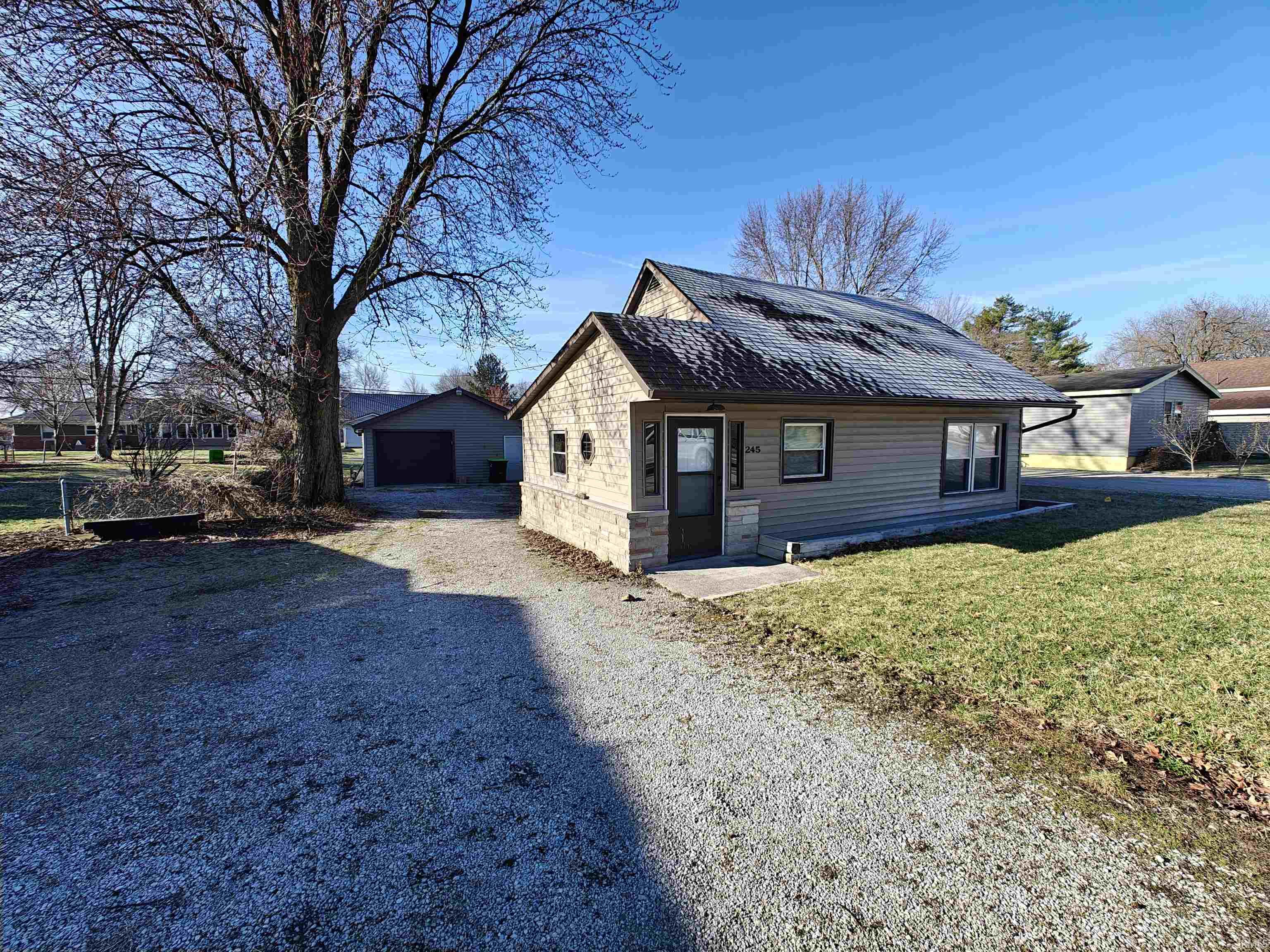 245 W Logan Street