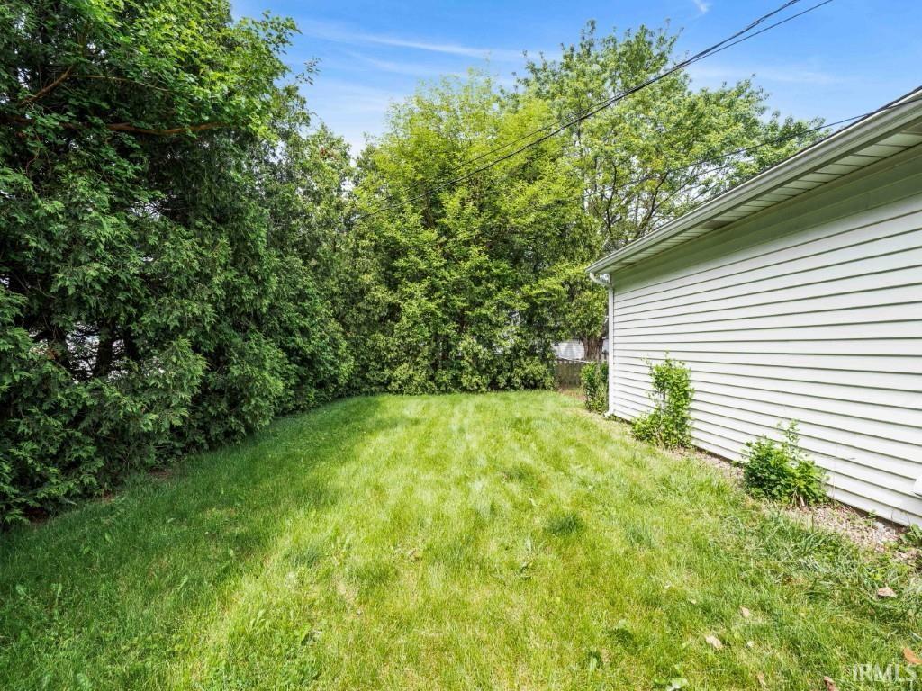 1824 Cameron Lane