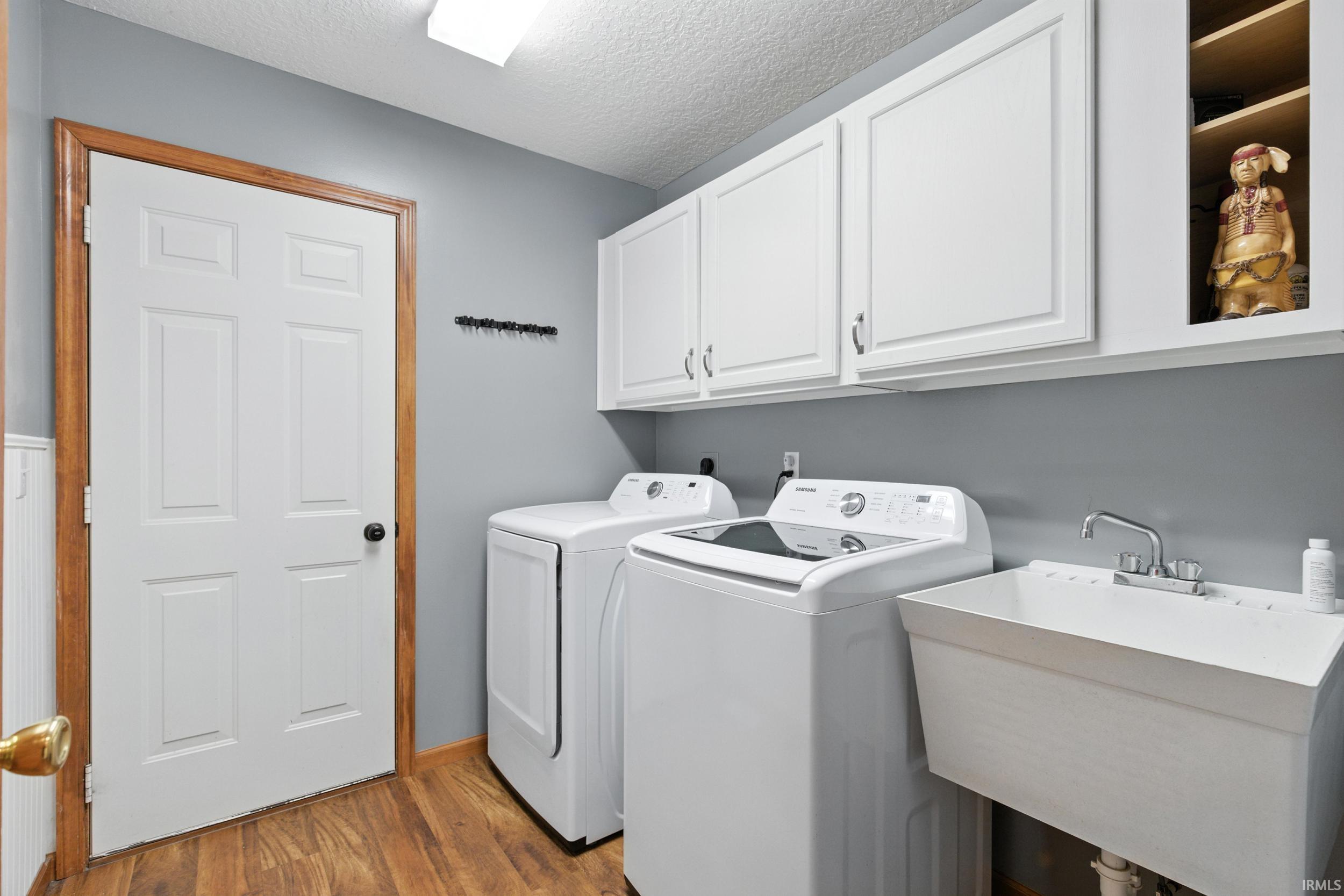 1301 Duesenberg Drive