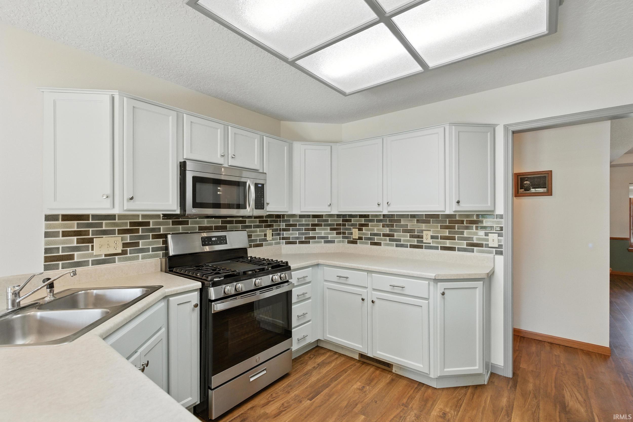 1301 Duesenberg Drive