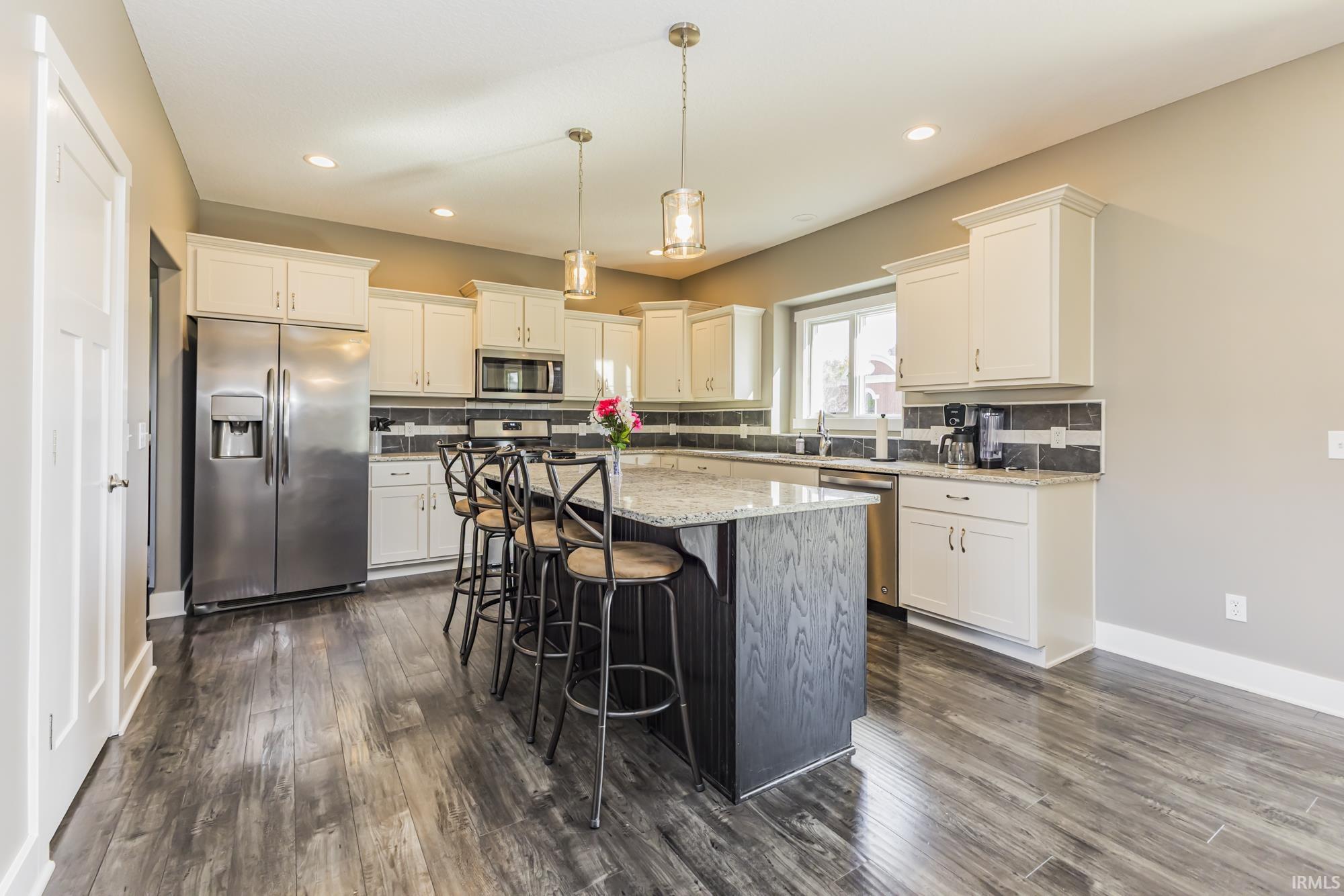 394 Carrara Cove