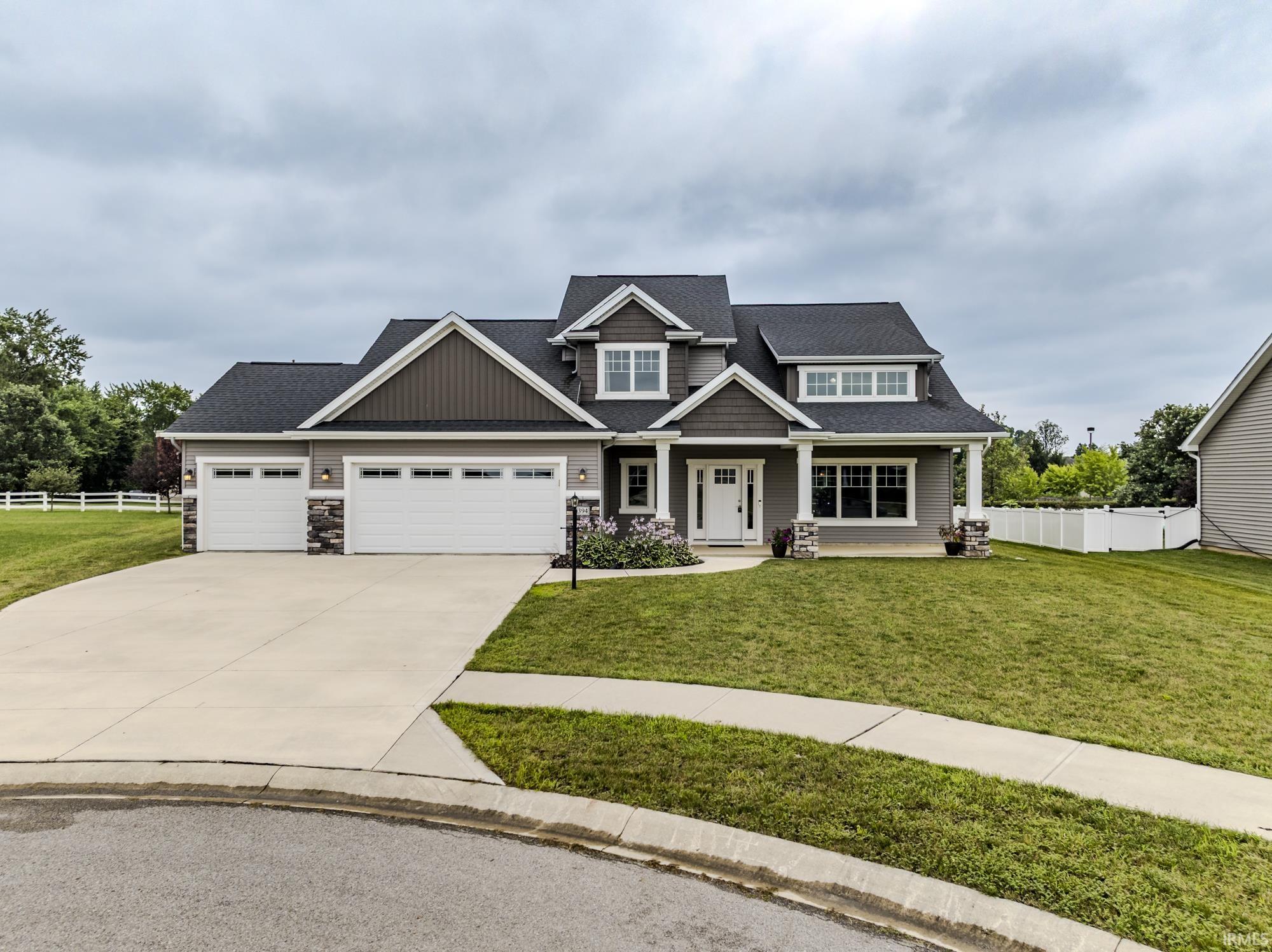 394 Carrara Cove