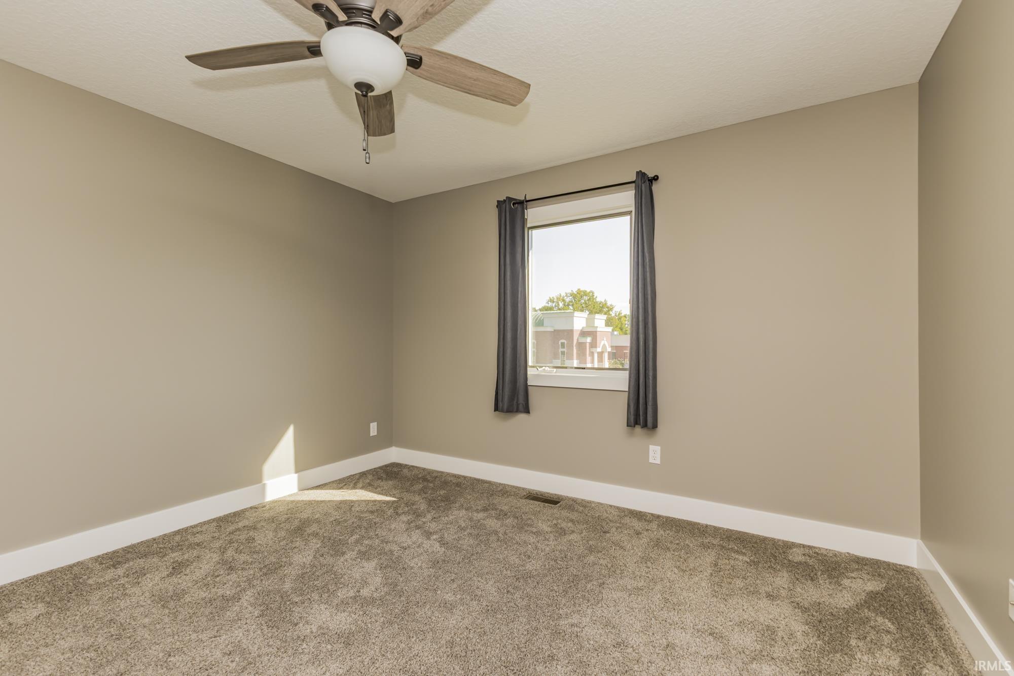 394 Carrara Cove