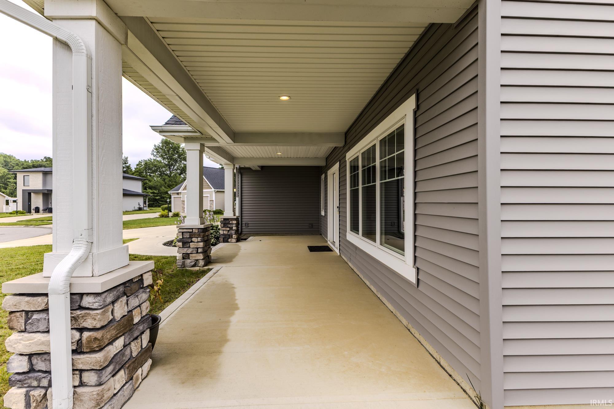 394 Carrara Cove