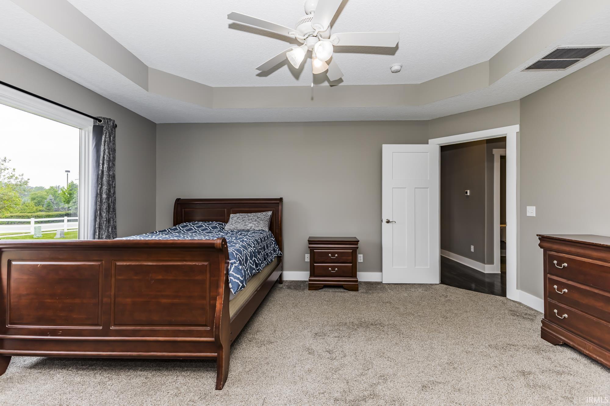 394 Carrara Cove