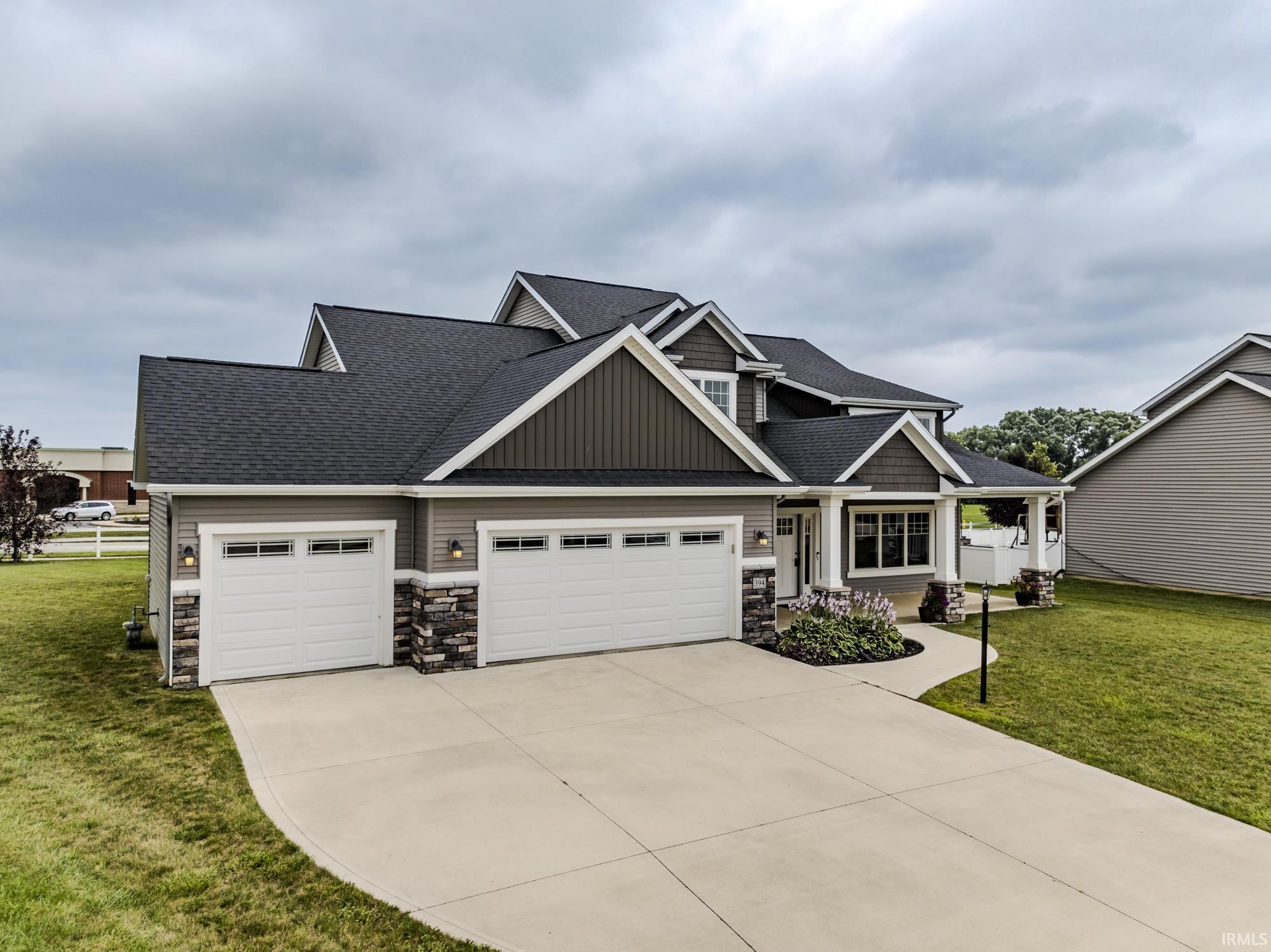 394 Carrara Cove