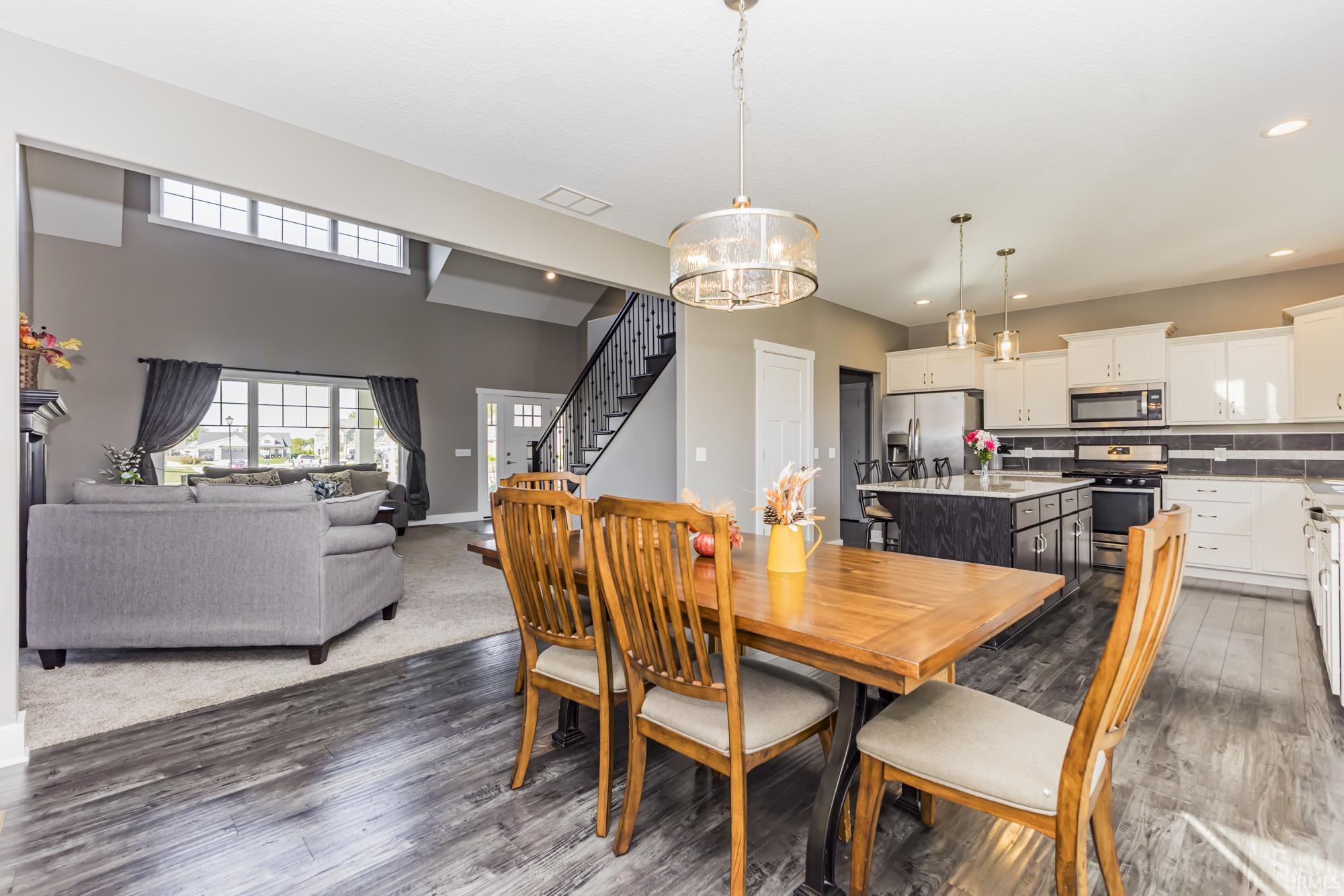 394 Carrara Cove