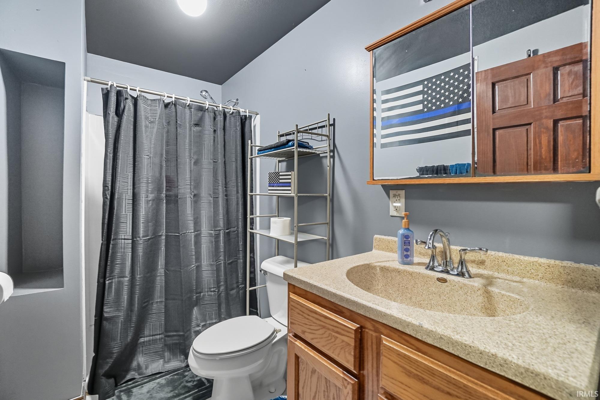 35 LN 520B Lake James UNIT 3