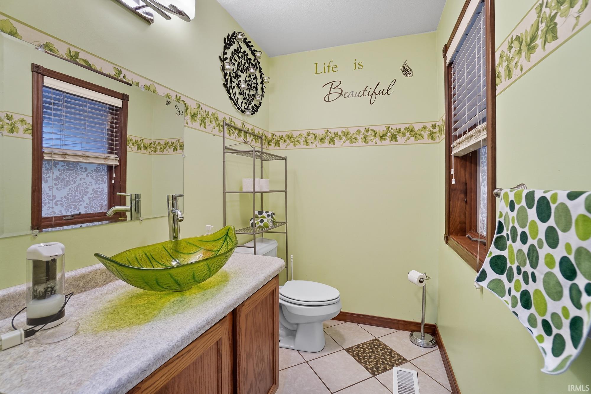 35 LN 520B Lake James UNIT 3