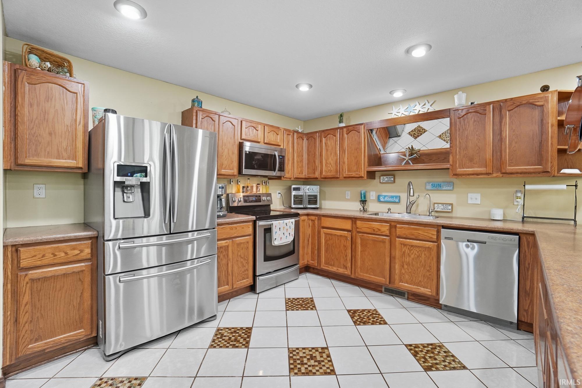 35 LN 520B Lake James UNIT 3