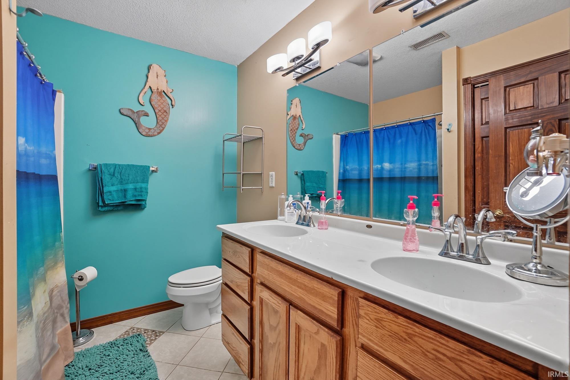 35 LN 520B Lake James UNIT 3