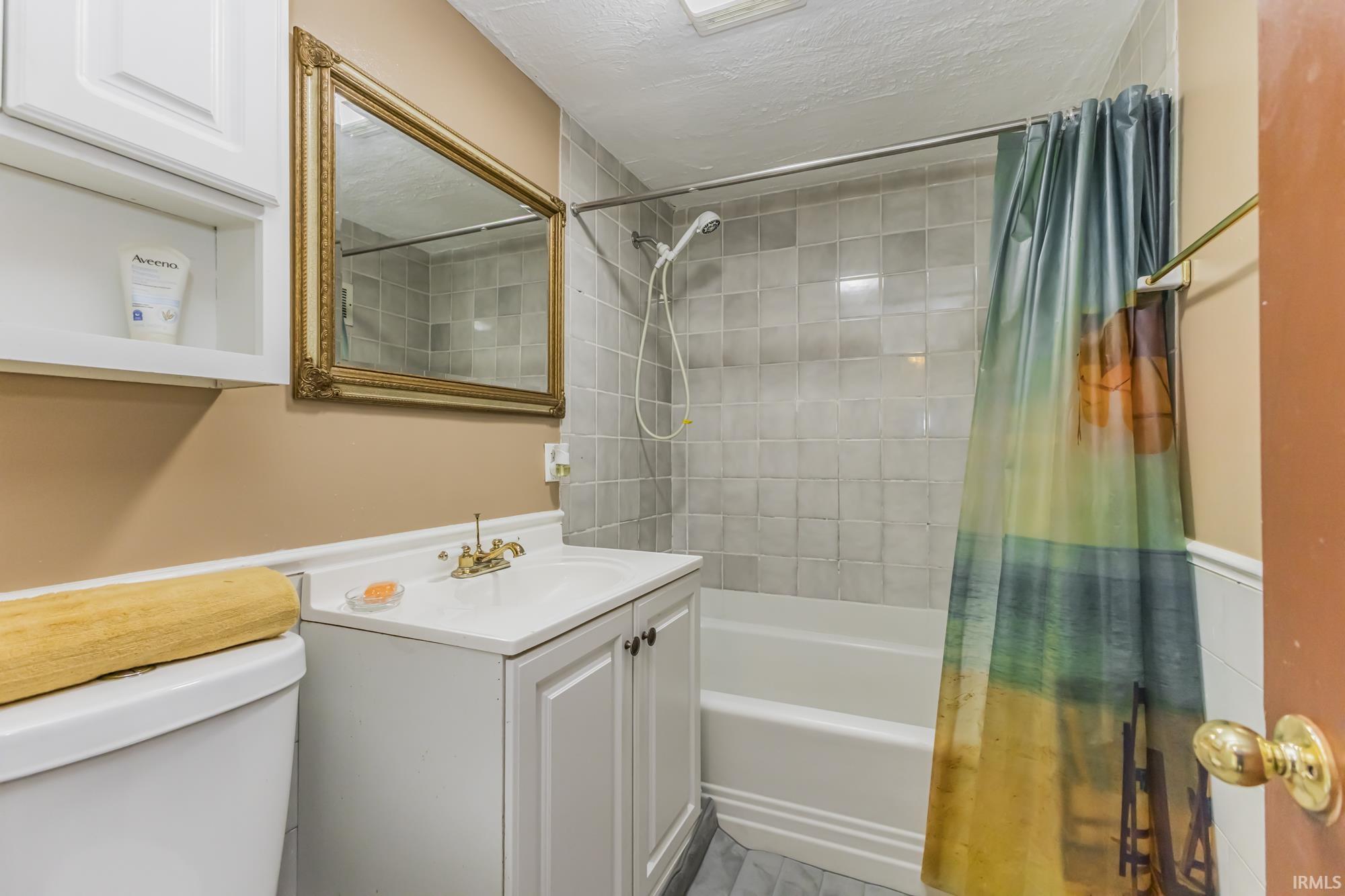 4522 S Calhoun Street