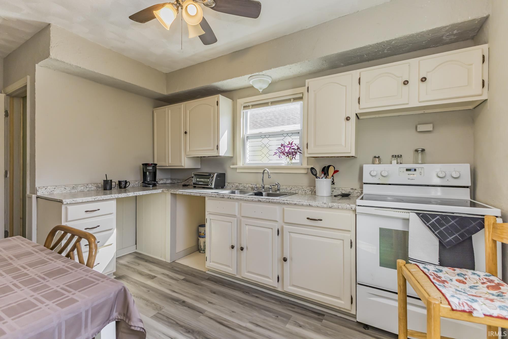 4522 S Calhoun Street