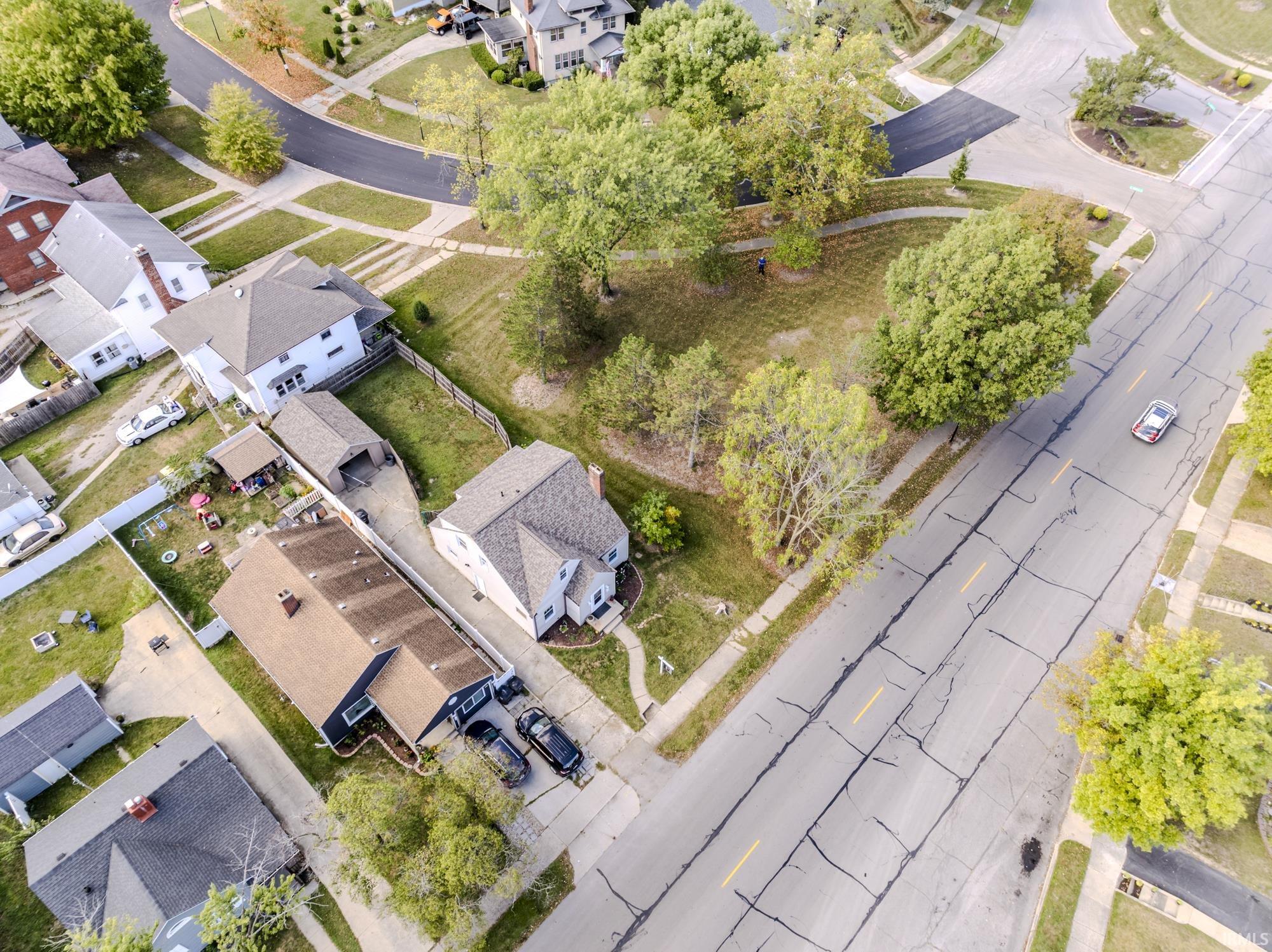 4522 S Calhoun Street